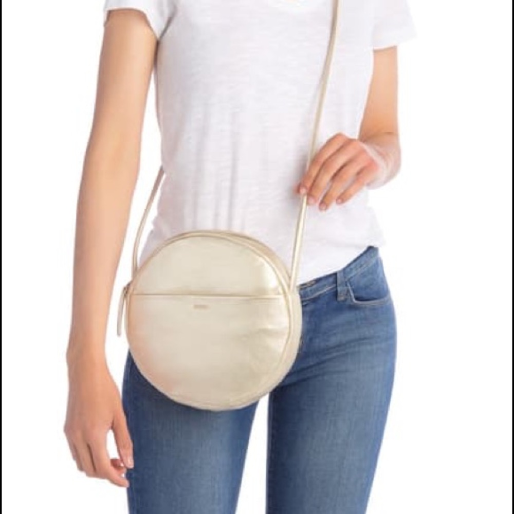 Baggu gold leather circle crossbody purse bag